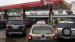 Cuerpos de seguridad vigilan en Guarenas la venta y distribución de gasolina