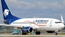 Aviación mexicana muestra turbulencia por caída de sus mayores aerolíneas