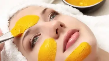 Mascarilla de cúrcuma para el rostro Mascarilla de cúrcuma para el rostro