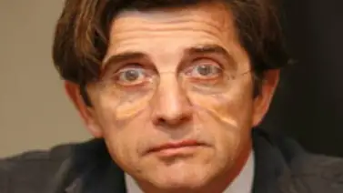 Fallece a los 72 años el escritor, filósofo y editor Enrique Lynch Fallece a los 72 años el escritor, filósofo y editor Enrique Lynch