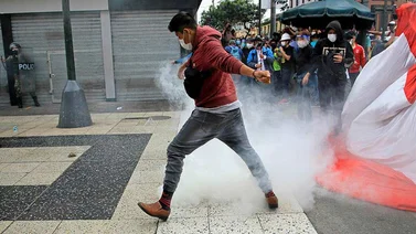 Destitución de Vizcarra originó violentas protestas en Perú (+Video)