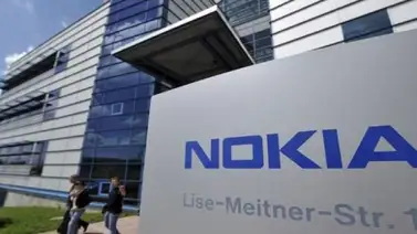 Nokia vuelve a beneficios y gana 170 millones de euros hasta septiembre Nokia vuelve a beneficios y gana 170 millones de euros hasta septiembre