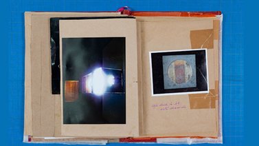 La poeta Yolanda Pantin exhibe libro-objeto online
