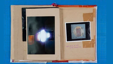 La poeta Yolanda Pantin exhibe libro-objeto online