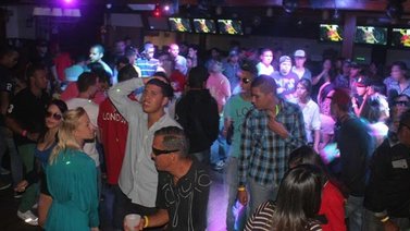 Discotecas y centros nocturnos se mantienen bajo esquema de cuarentena radical