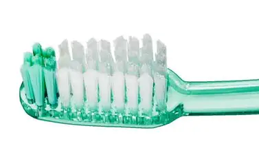 Hombre se traga cepillo de dientes Hombre se traga cepillo de dientes