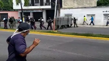Más de 30 detenidos tras protestas por fallas de servicios públicos en Yaracuy (+Video) Más de 30 detenidos tras protestas por fallas de servicios públicos en Yaracuy (+Video)