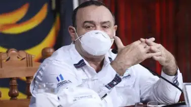 Presidente de Guatemala continúa con tratamiento para superar el coronavirus Presidente de Guatemala continúa con tratamiento para superar el coronavirus