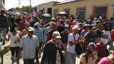"Venezuela no se va a calar el desastre": Guaidó respalda protesta por servicios básicos en Yaracuy