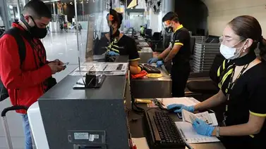 Colombia reanuda los vuelos internacionales tras una suspensión de casi seis meses Colombia reanuda los vuelos internacionales tras una suspensión de casi seis meses