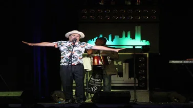 "Er Corona Conde" llega a casa con su show online