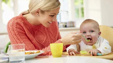 Conoce los alimentos prohibidos para los bebés menores de un año