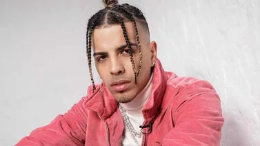 Rauw Alejandro estrena nuevo remix de su éxito "Elegí"