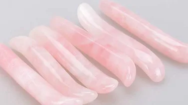 Alinea los chakras de tu vagina con consoladores de cristal