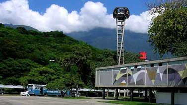 UCV propone el reinicio de nuevo ciclo con clases semipresenciales