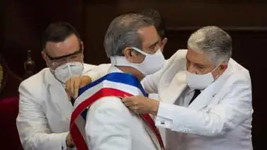 Luis Abinader asume la Presidencia de la República Dominicana Luis Abinader asume la Presidencia de la República Dominicana