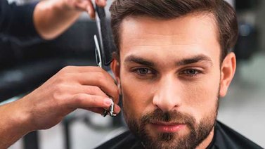 Cabellos cortos o largos, los hombres también van a la moda