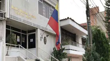 Saquean consulado de Venezuela en Bogotá (+video) Saquean consulado de Venezuela en Bogotá (+video)