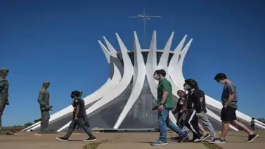 Oxfam: Multimillonarios aumentan sus fortunas durante Covid-19 Oxfam: Multimillonarios aumentan sus fortunas durante Covid-19