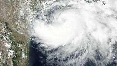 Hanna, el primer huracán de la temporada atlántica, tocó tierra en Texas Hanna, el primer huracán de la temporada atlántica, tocó tierra en Texas