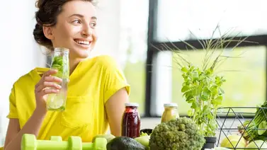 Aguas saborizadas: una opción para hidratarse Aguas saborizadas: una opción para hidratarse