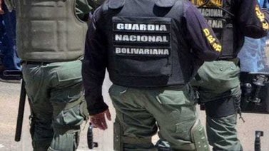 GNB captura a dos mujeres por hurto de divisas