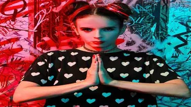 Irazú se impone con la suite de música pop "De Otra Dimensión"