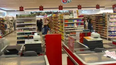 Cierran supermercado Unicasa en La Candelaria Cierran supermercado Unicasa en La Candelaria