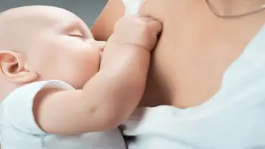 OMS recomienda a madres lactantes con Covid-19 seguir amamantando a sus hijos OMS recomienda a madres lactantes con Covid-19 seguir amamantando a sus hijos