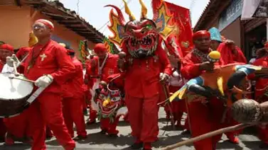 Diablos danzantes celebran Día del Corpus Christi con debidas restricciones sanitarias Diablos danzantes celebran Día del Corpus Christi con debidas restricciones sanitarias