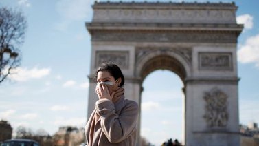 Francia anuncia 23 muertes en un día y no ve signos de un rebrote epidémico