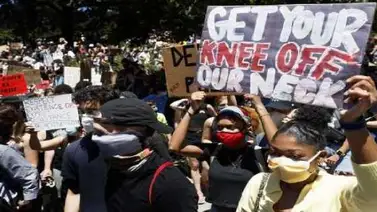 EEUU se mira en su espejo roto EEUU se mira en su espejo roto