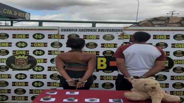 GNB capturó a pareja con envoltorios de droga ocultos en un peluche
