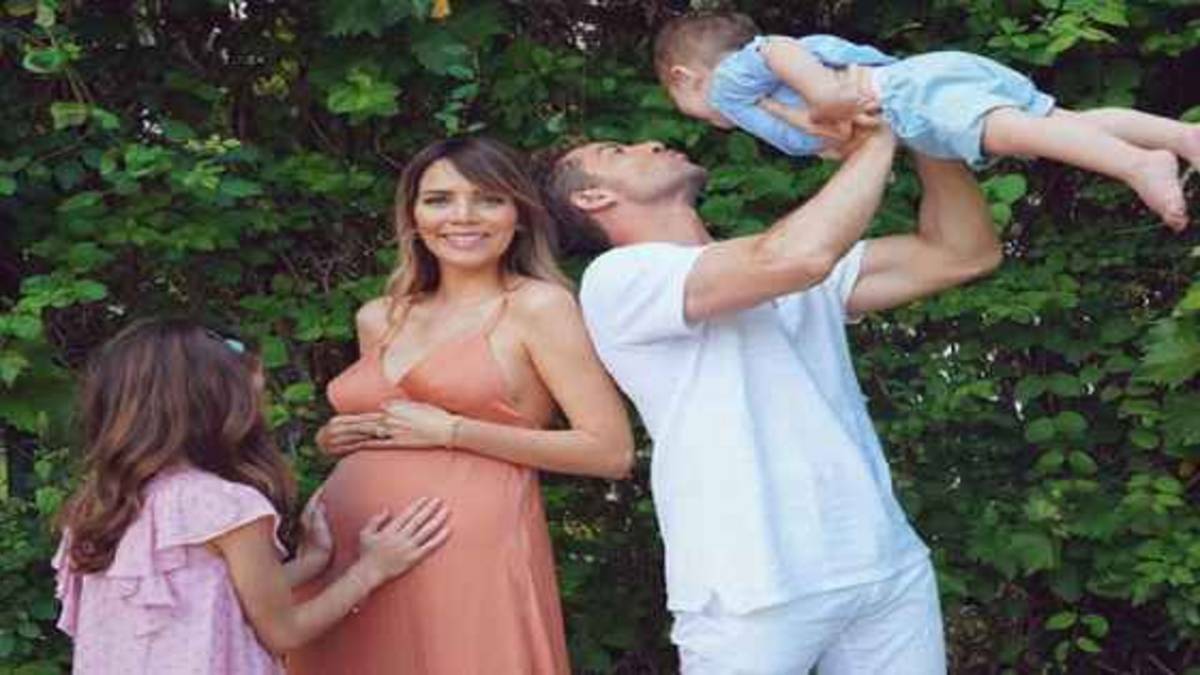 Rosanna Zanetti y David Bisbal anuncian que serán padres de una niña