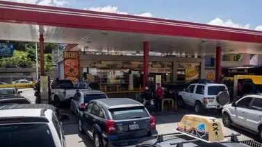 Estaciones de servicio venderán gasolina las 24 horas Estaciones de servicio venderán gasolina las 24 horas