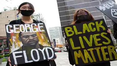 Cientos de personas protestan en Tokio y Seúl contra el racismo Cientos de personas protestan en Tokio y Seúl contra el racismo