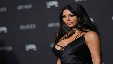 Fiscalía francesa pide juzgar a sospechosos del robo a Kim Kardashian