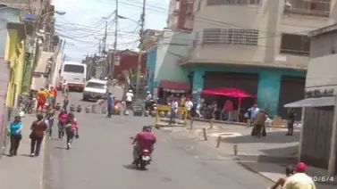Vecinos de Altagracia protestan en Miraflores por falta de gas doméstico (+Video) Vecinos de Altagracia protestan en Miraflores por falta de gas doméstico (+Video)