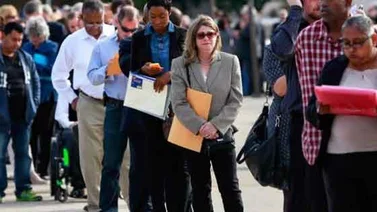 Más de 1,8 millones pidieron ayuda de desempleo la semana pasada en EEUU