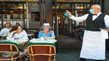 Comité Científico asegura "control" de la pandemia en Francia