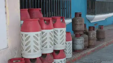 Gas doméstico pasa a costar entre Bs. 50 mil y 200.000 en La Guaira Gas doméstico pasa a costar entre Bs. 50 mil y 200.000 en La Guaira