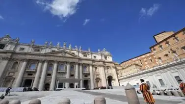 Papa abre los jardines vaticanos para un campamento de niños Papa abre los jardines vaticanos para un campamento de niños