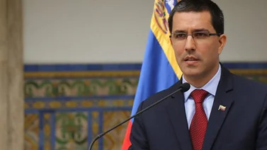 Jorge Arreaza califica de "hipócrita" la ayuda de EEUU para diáspora venezolana