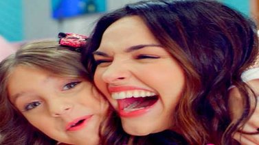 "Cómo sería" es el nuevo tema de Anabella Queen junto a Fefi Oliveira