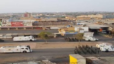 Avanza desinfección del mercado "Las Pulgas" en Maracaibo por Covid-19