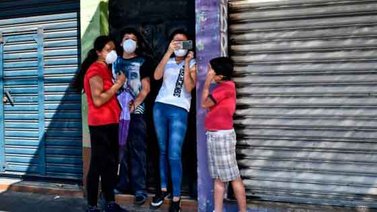 Guatemala rebasa por tercer día barrera de 300 contagios diarios de COVID-19