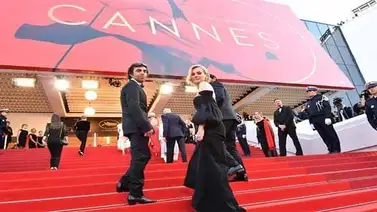 Cannes envía mensaje de agradecimiento al personal de la salud Cannes envía mensaje de agradecimiento al personal de la salud
