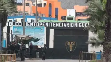 Motín por casos de coronavirus deja 8 muertos en cárcel peruana Motín por casos de coronavirus deja 8 muertos en cárcel peruana