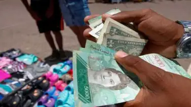 El dólar se dispara y disminuye aún más el poder adquisitivo El dólar se dispara y disminuye aún más el poder adquisitivo