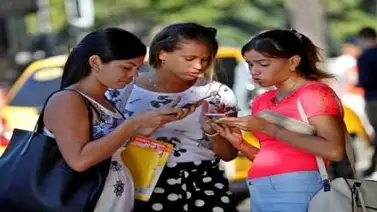 El acceso a internet en Cuba llega a 7,1 millones de usuarios en 2019 El acceso a internet en Cuba llega a 7,1 millones de usuarios en 2019